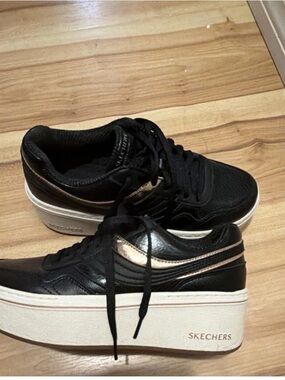 Skechers Women's Black Platform Sneakers with Metallic Rose Accent